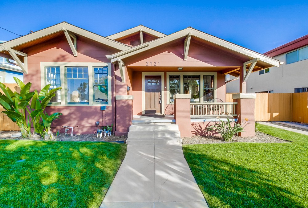 Virtual tour photo 5 of 83 for 2121 Dale St