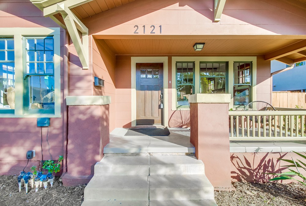 Virtual tour photo 6 of 83 for 2121 Dale St