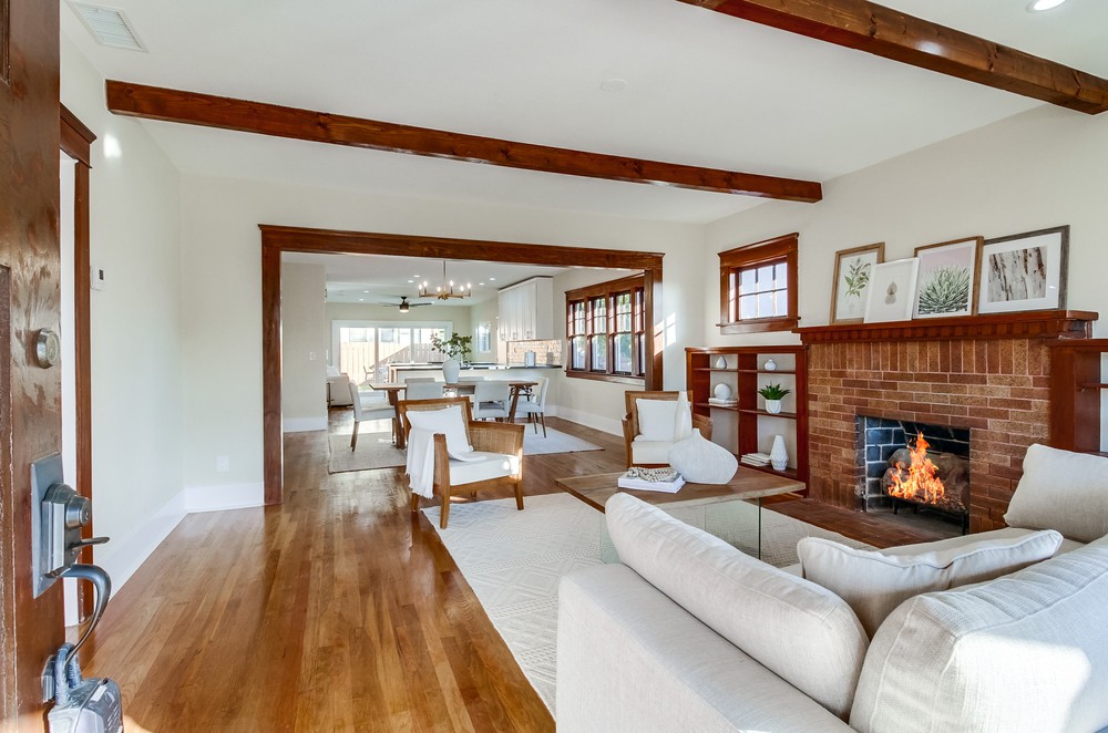Virtual tour photo 9 of 83 for 2121 Dale St