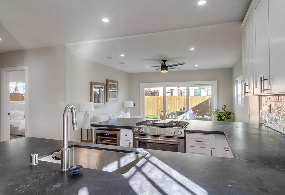 Virtual tour photo 25 of 83 for 2121 Dale St