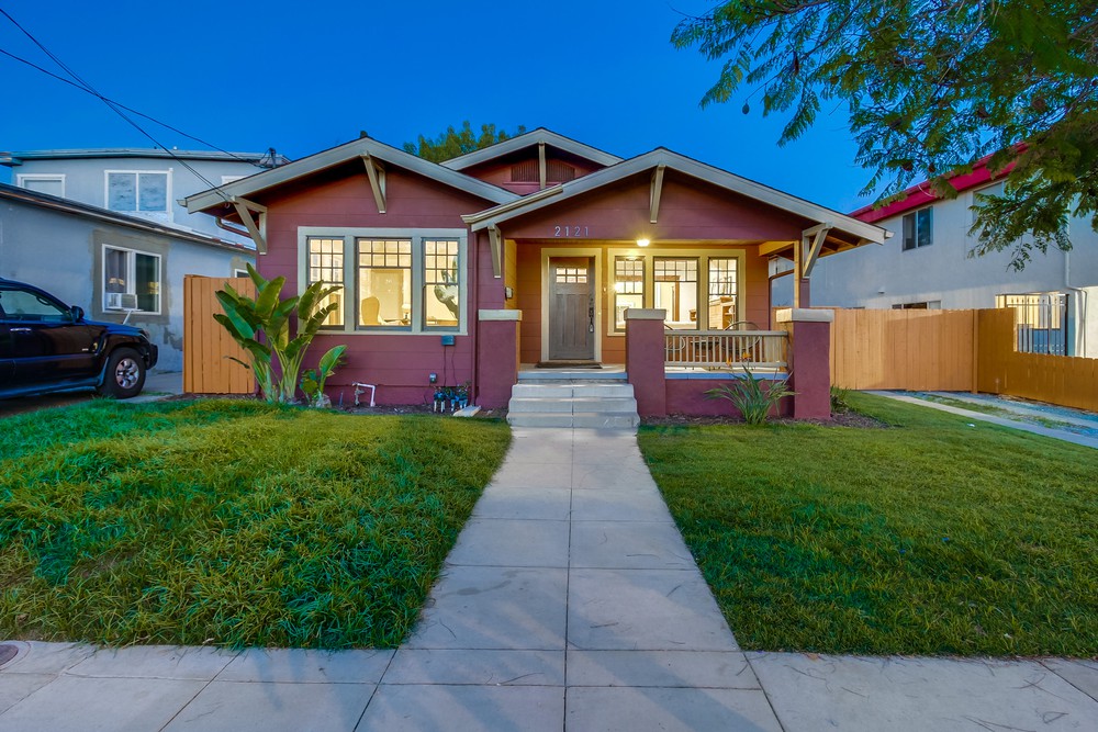 Virtual tour photo 1 of 78 for 2121 Dale St