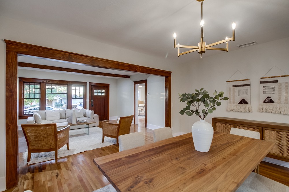 Virtual tour photo 20 of 78 for 2121 Dale St