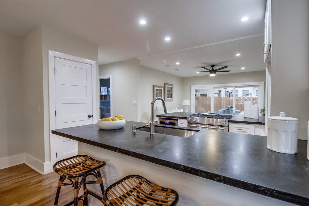 Virtual tour photo 30 of 78 for 2121 Dale St