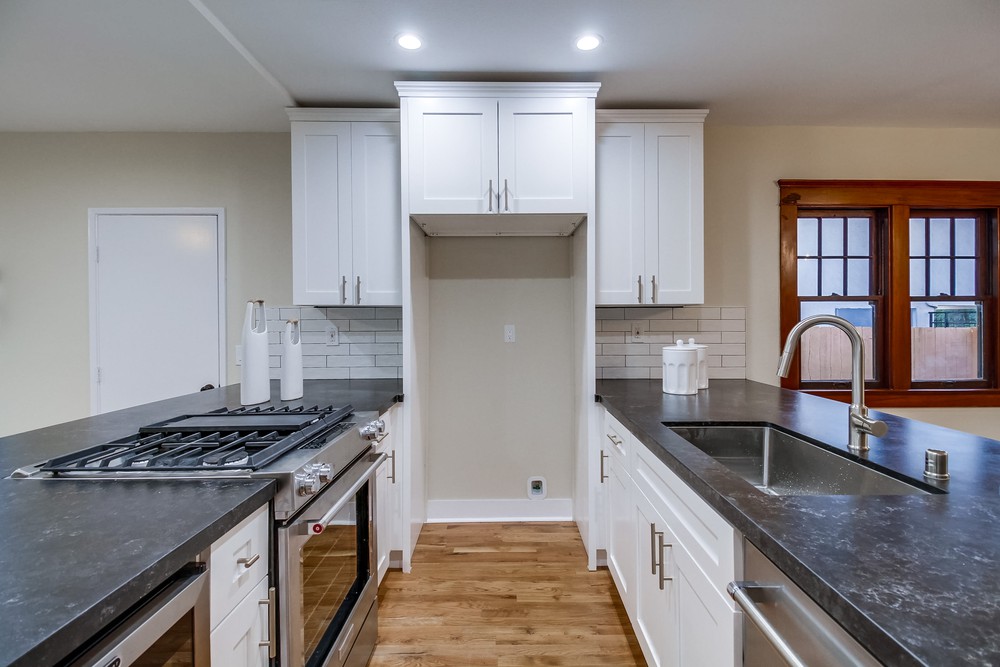 Virtual tour photo 36 of 78 for 2121 Dale St
