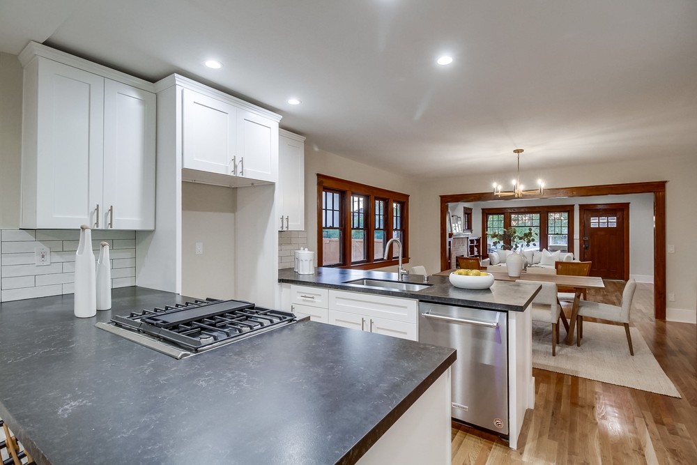 Virtual tour photo 37 of 78 for 2121 Dale St