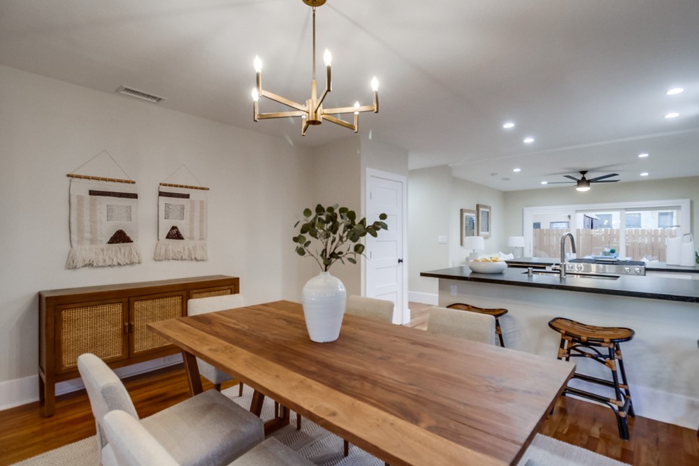 Virtual tour photo 40 of 78 for 2121 Dale St