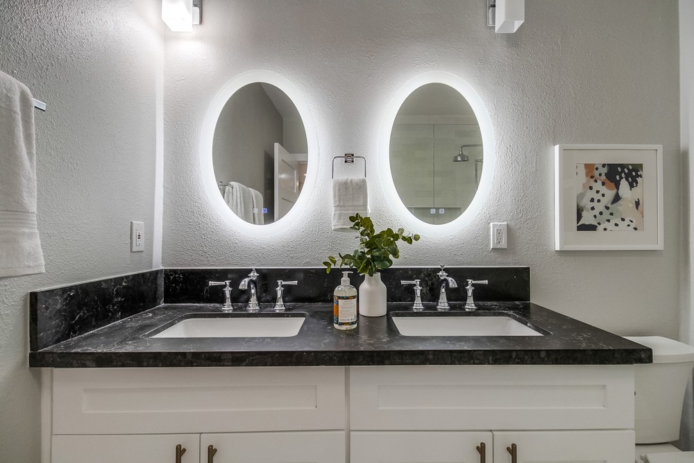 Virtual tour photo 60 of 78 for 2121 Dale St