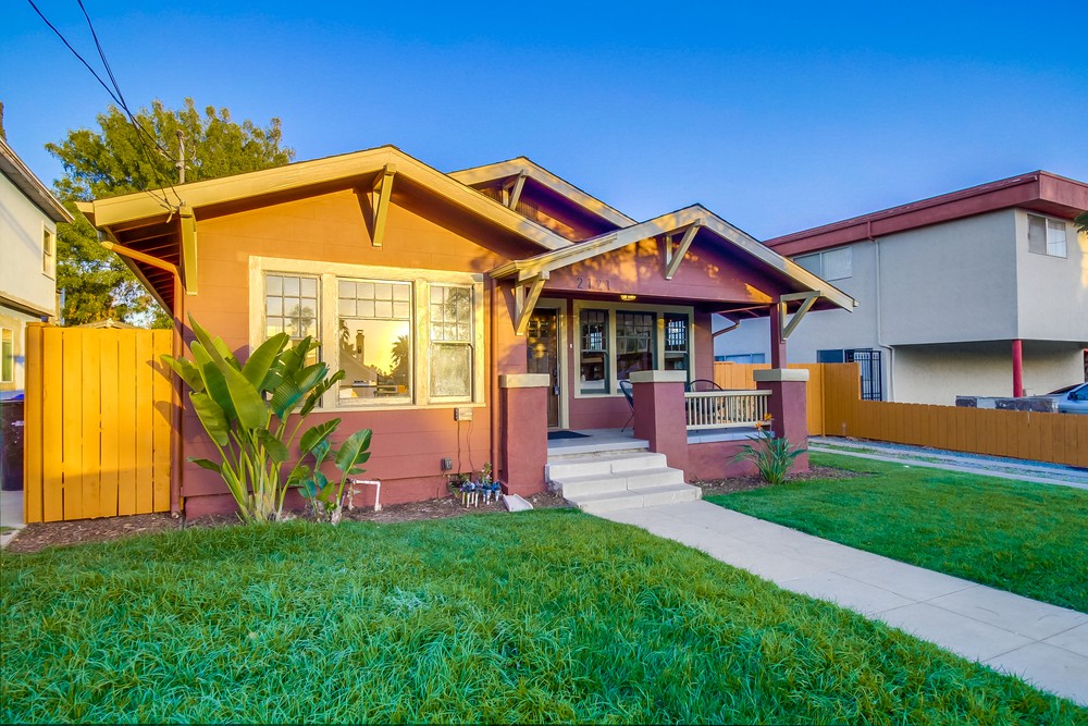 Virtual tour photo 63 of 78 for 2121 Dale St