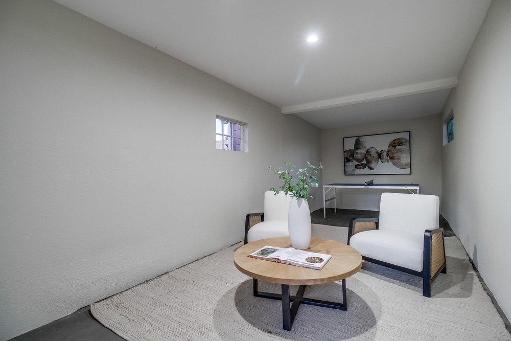 Virtual tour photo 77 of 78 for 2121 Dale St