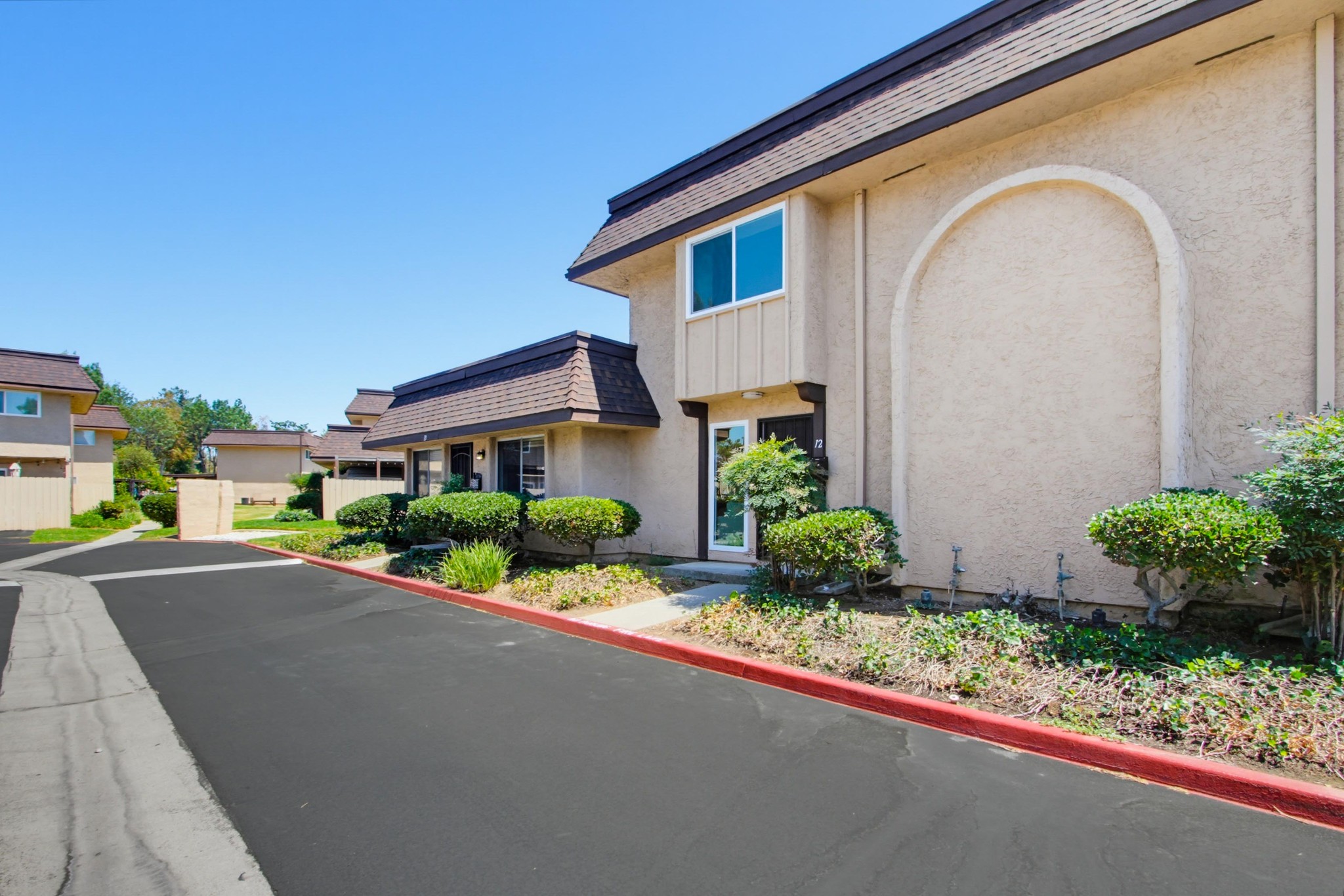Virtual tour photo 4 of 35 for 2121 E Grand Ave