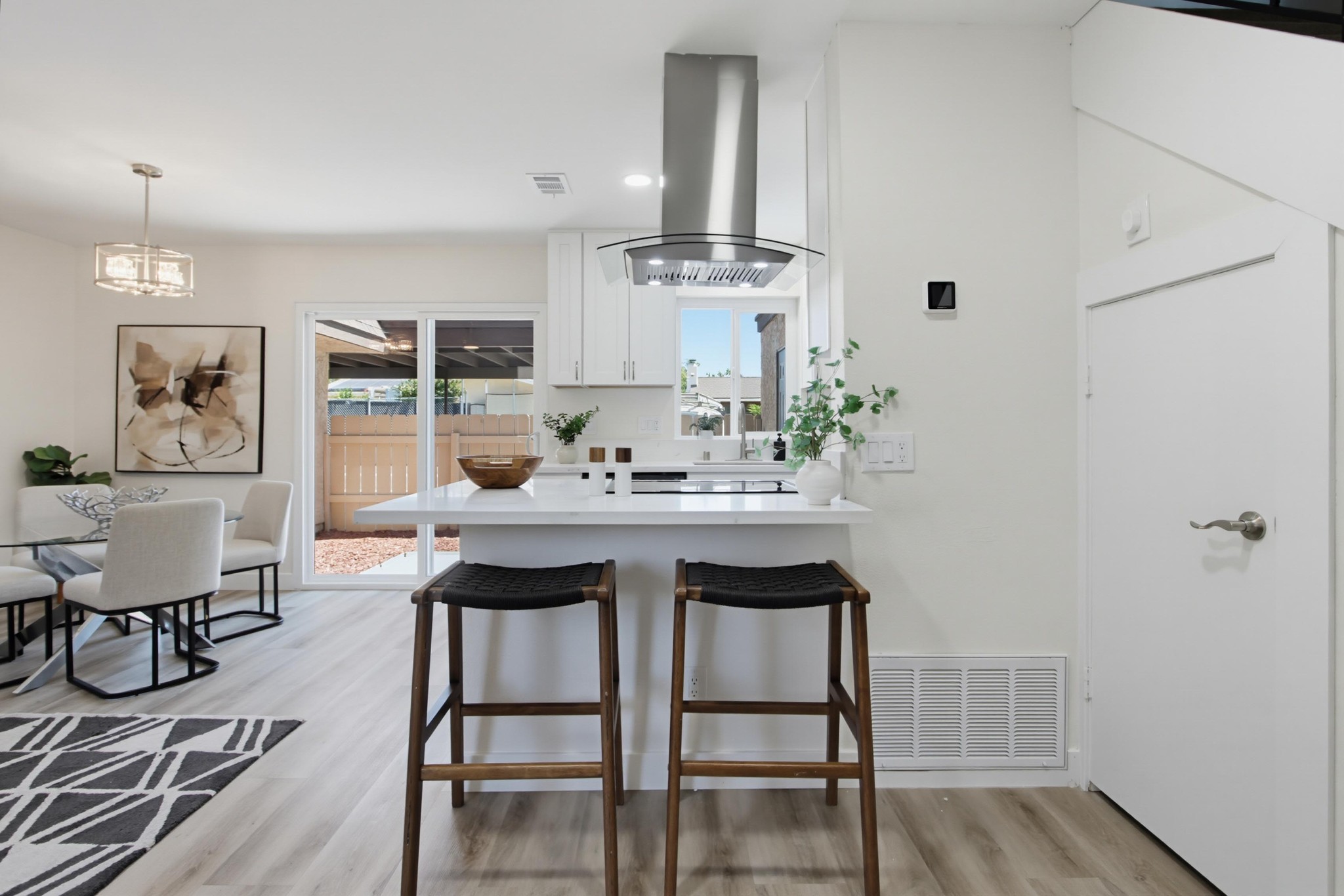 Virtual tour photo 14 of 35 for 2121 E Grand Ave