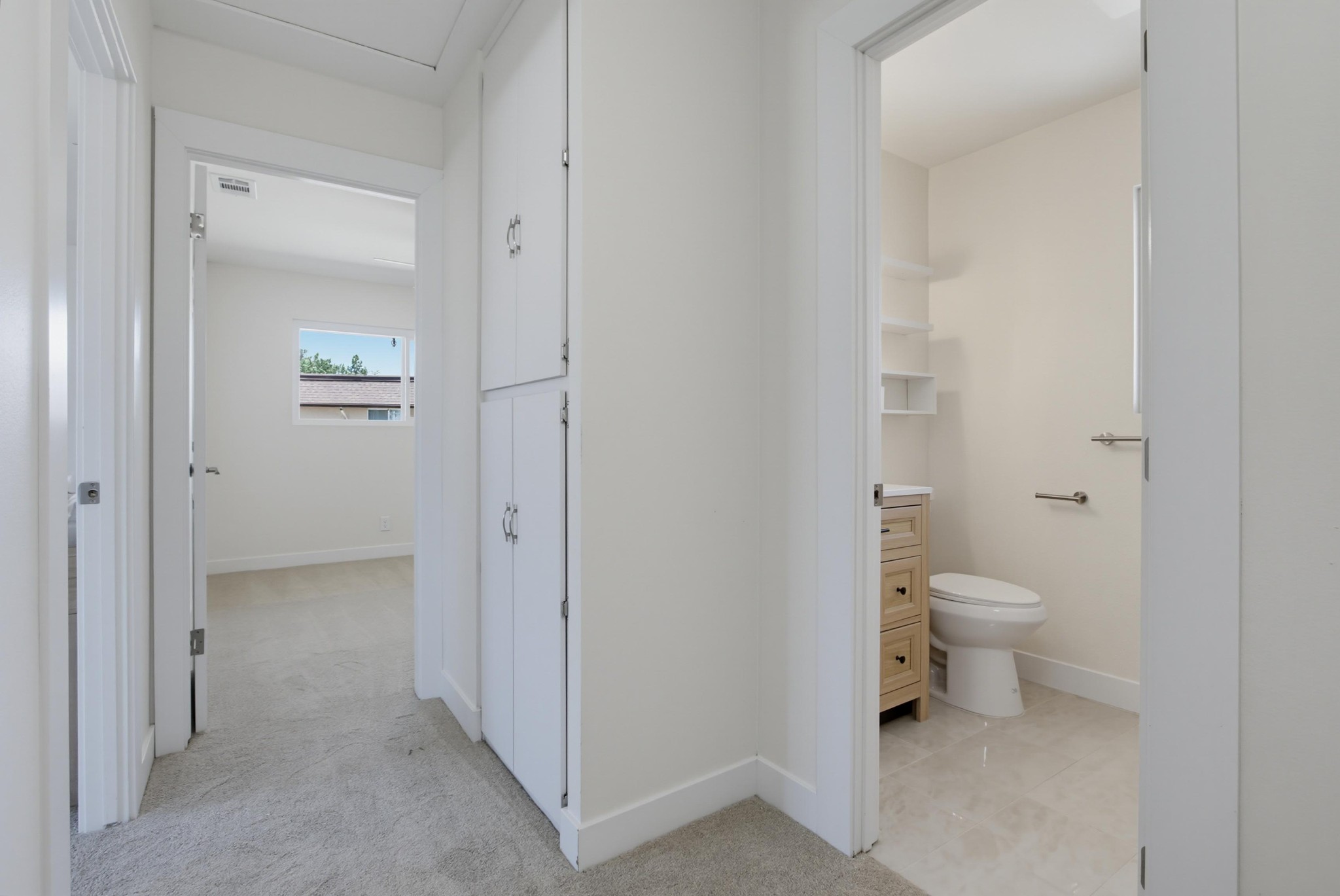Virtual tour photo 21 of 35 for 2121 E Grand Ave