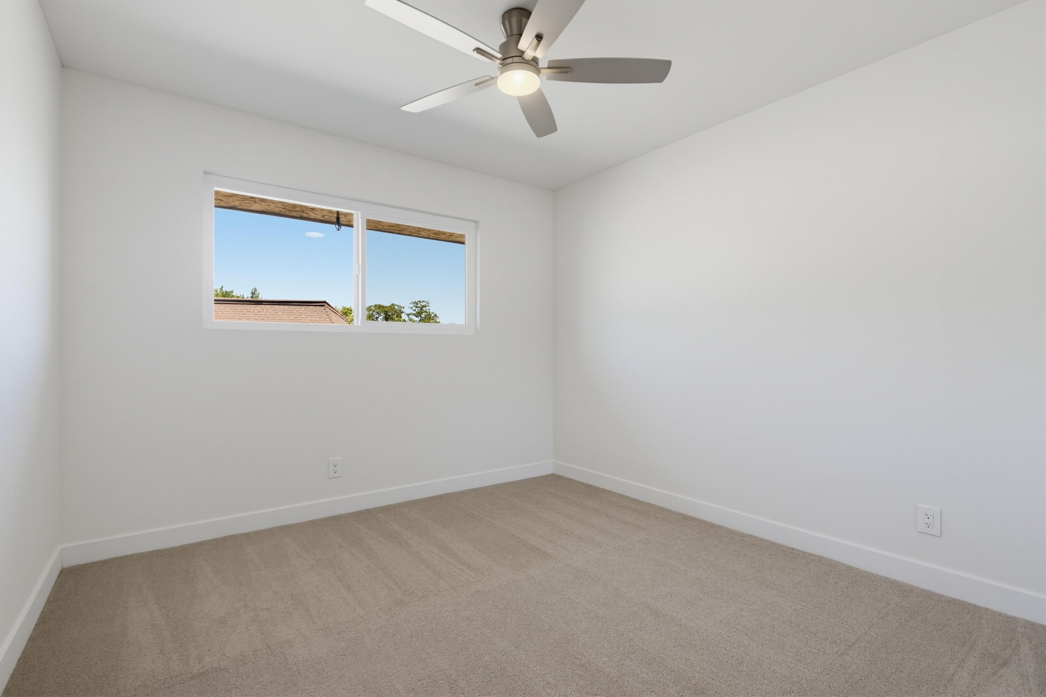 Virtual tour photo 27 of 35 for 2121 E Grand Ave