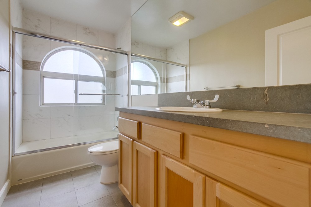 Virtual tour photo 19 of 21 for 2123 Garnet Ave