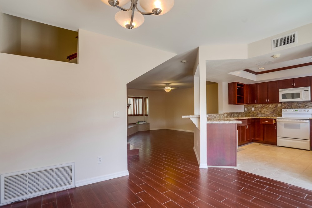 Virtual tour photo 13 of 41 for 2123 Haller St