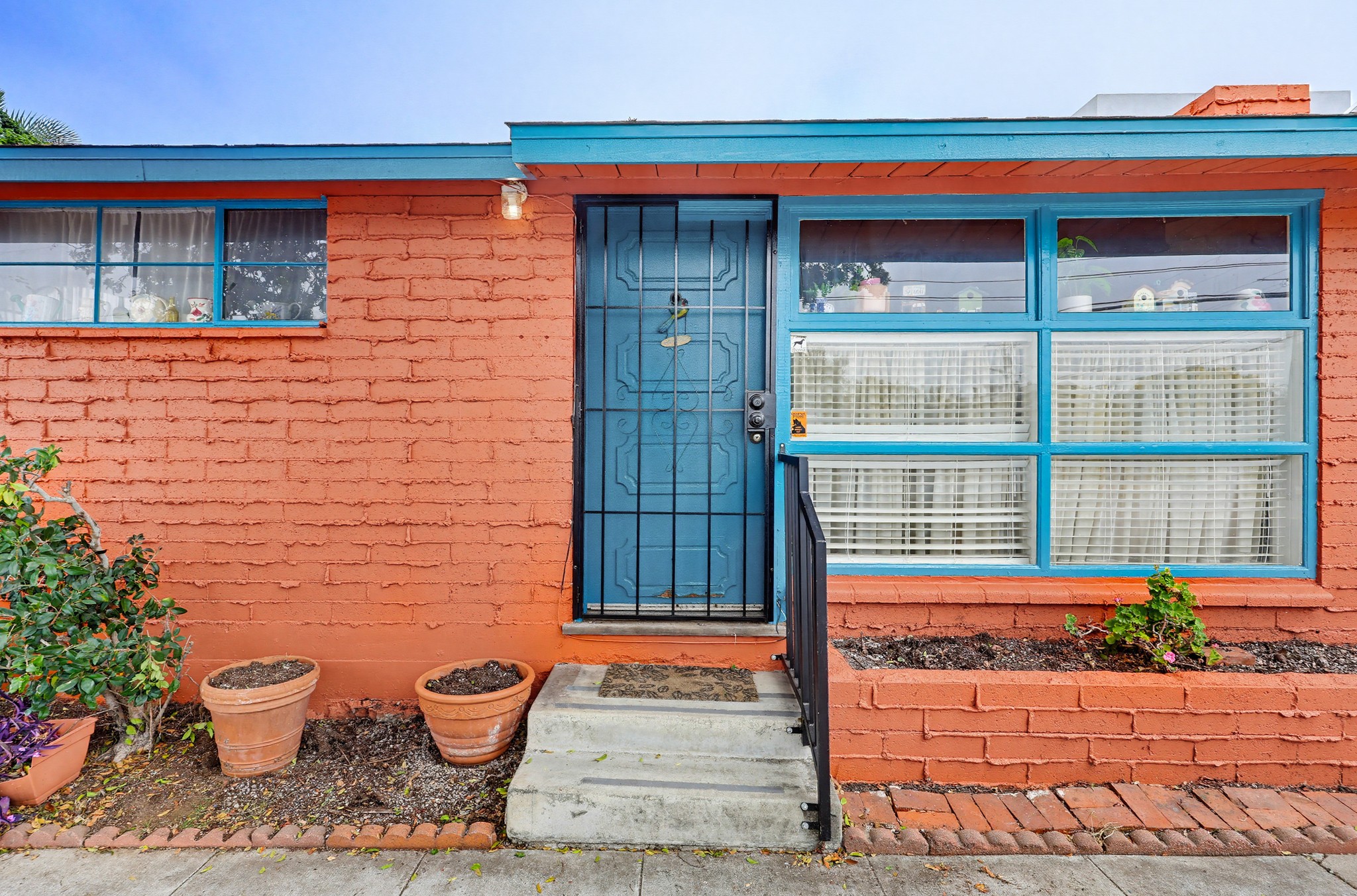 Virtual tour photo 30 of 66 for 2125-27 Ebers St