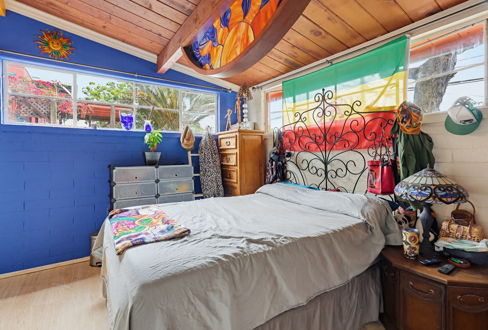 Virtual tour photo 44 of 66 for 2125-27 Ebers St