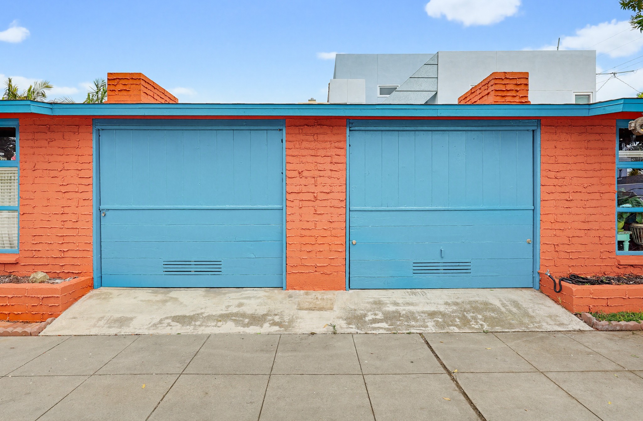Virtual tour photo 59 of 66 for 2125-27 Ebers St