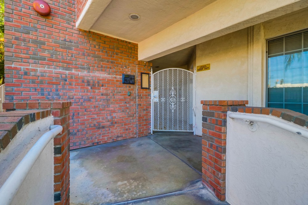 Virtual tour photo 6 of 35 for 2125 Chatsworth Blvd UNIT 2