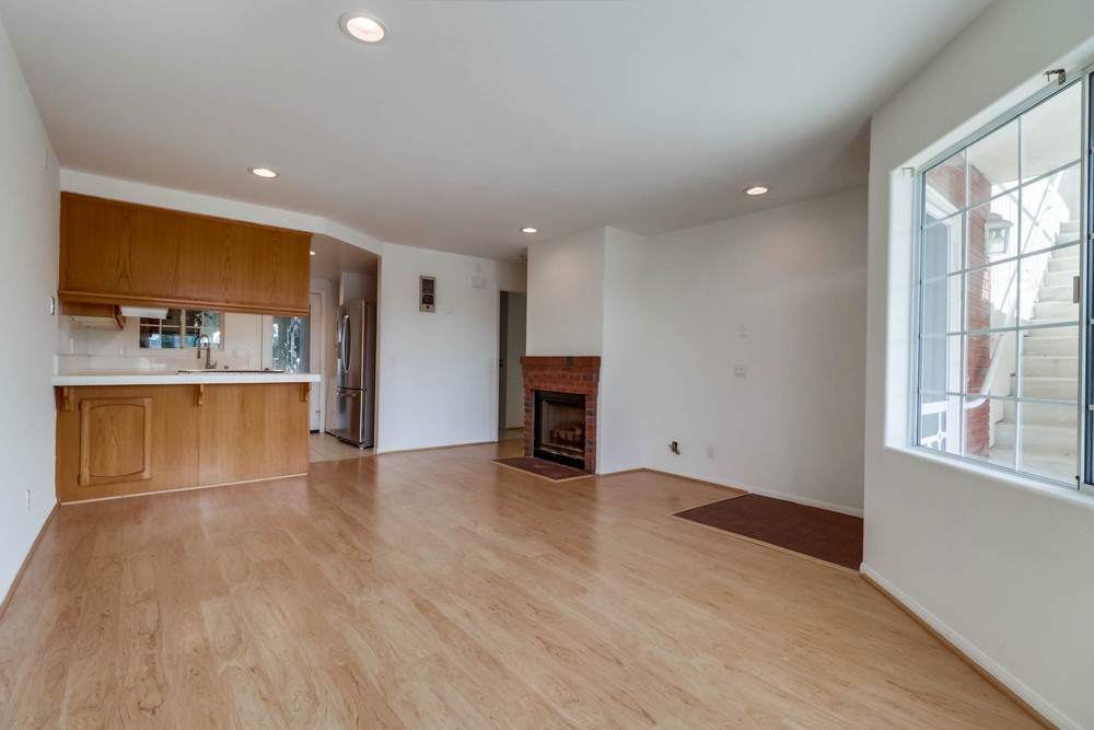Virtual tour photo 9 of 35 for 2125 Chatsworth Blvd UNIT 2