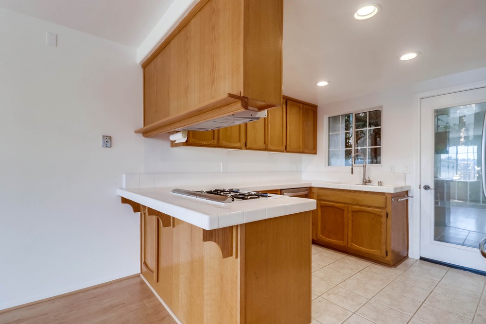 Virtual tour photo 15 of 35 for 2125 Chatsworth Blvd UNIT 2