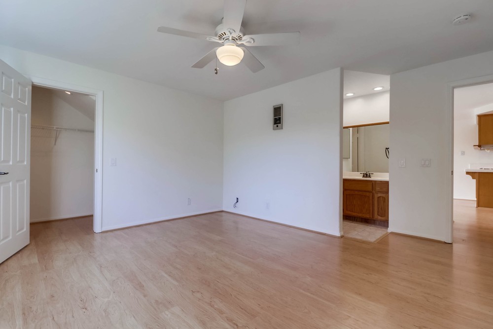 Virtual tour photo 22 of 35 for 2125 Chatsworth Blvd UNIT 2