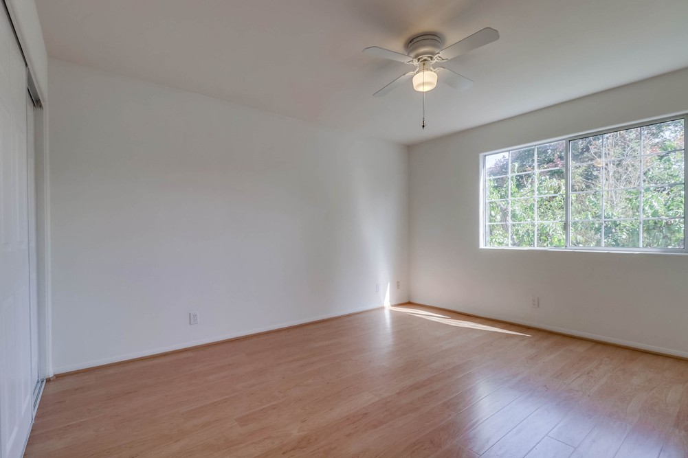 Virtual tour photo 27 of 35 for 2125 Chatsworth Blvd UNIT 2
