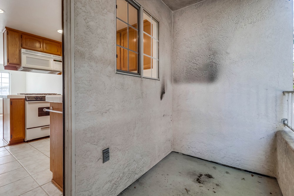Virtual tour photo 33 of 35 for 2125 Chatsworth Blvd UNIT 2