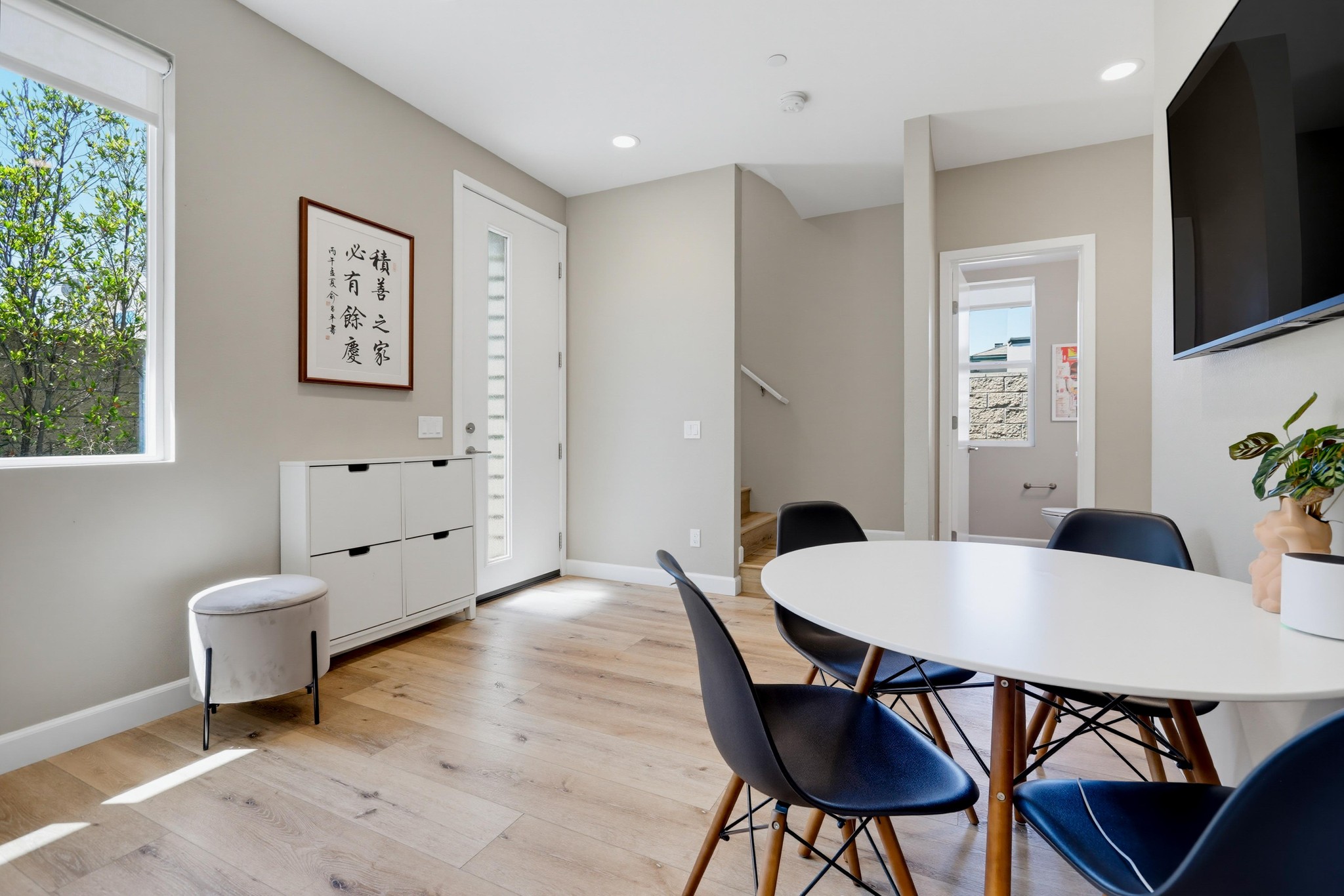 Virtual tour photo 12 of 82 for 2125 Evans Wy