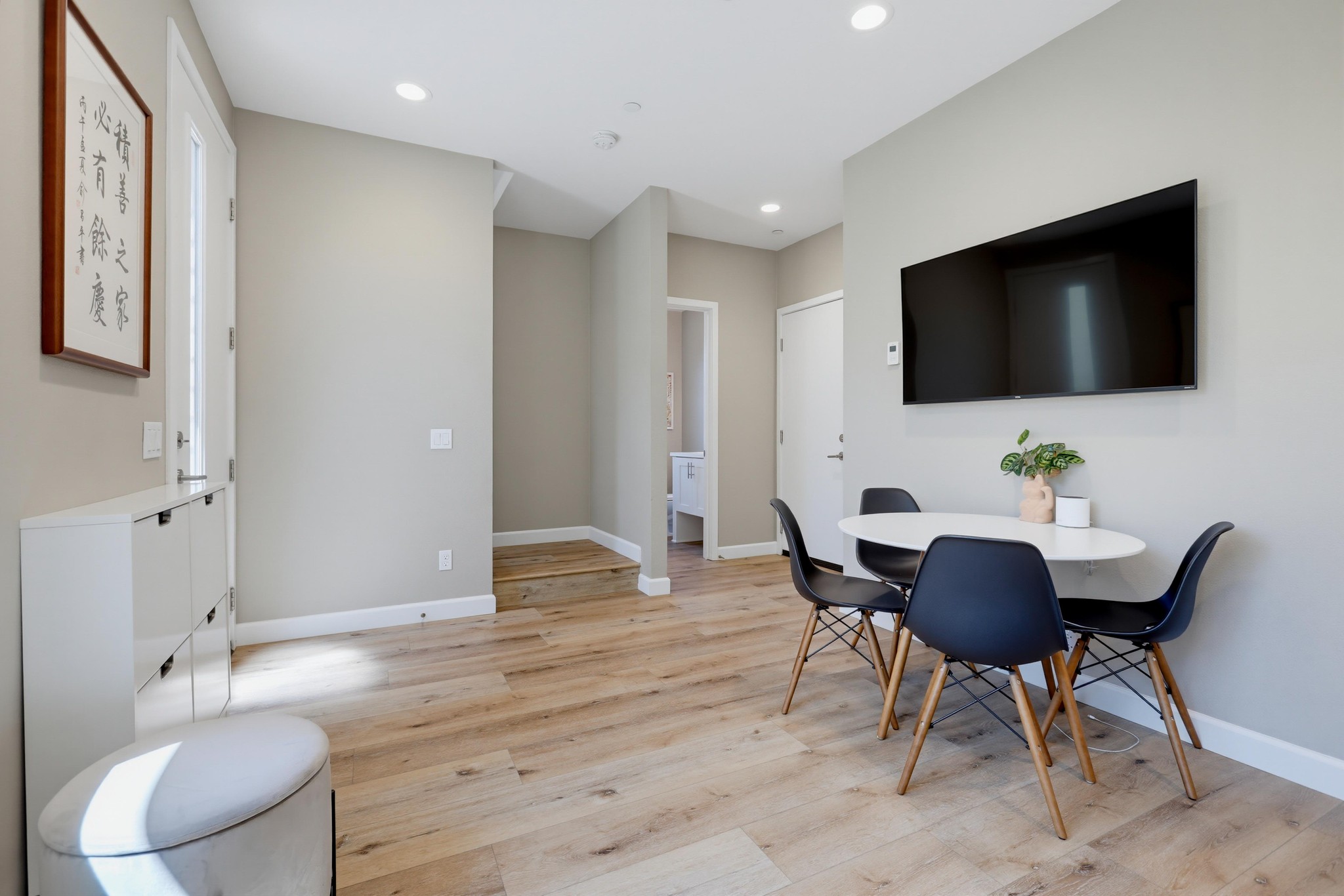 Virtual tour photo 13 of 82 for 2125 Evans Wy