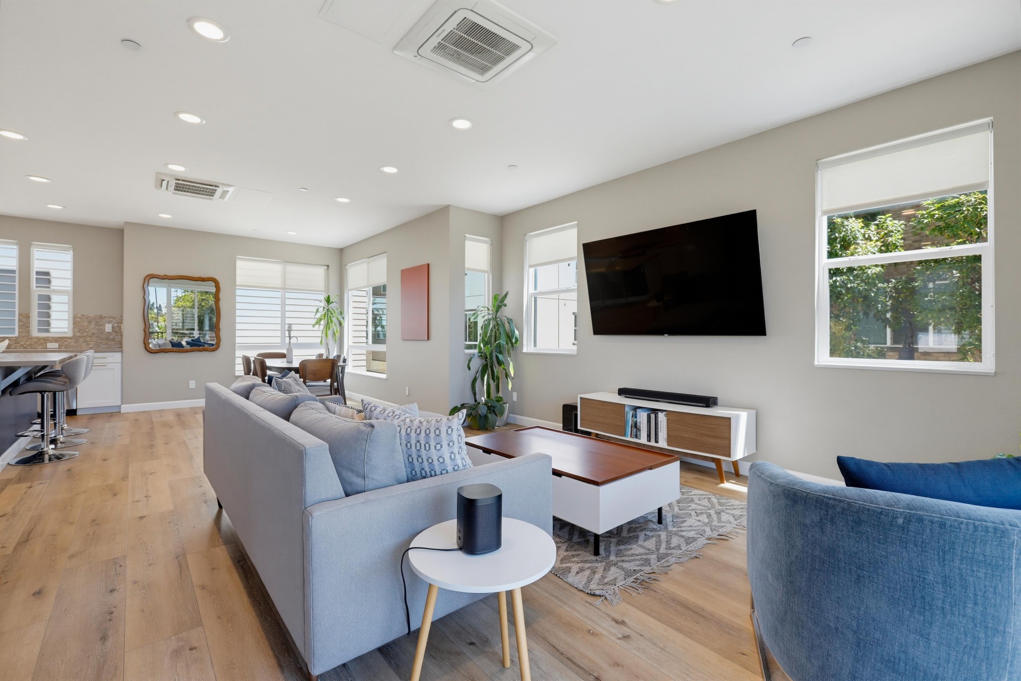 Virtual tour photo 17 of 82 for 2125 Evans Wy