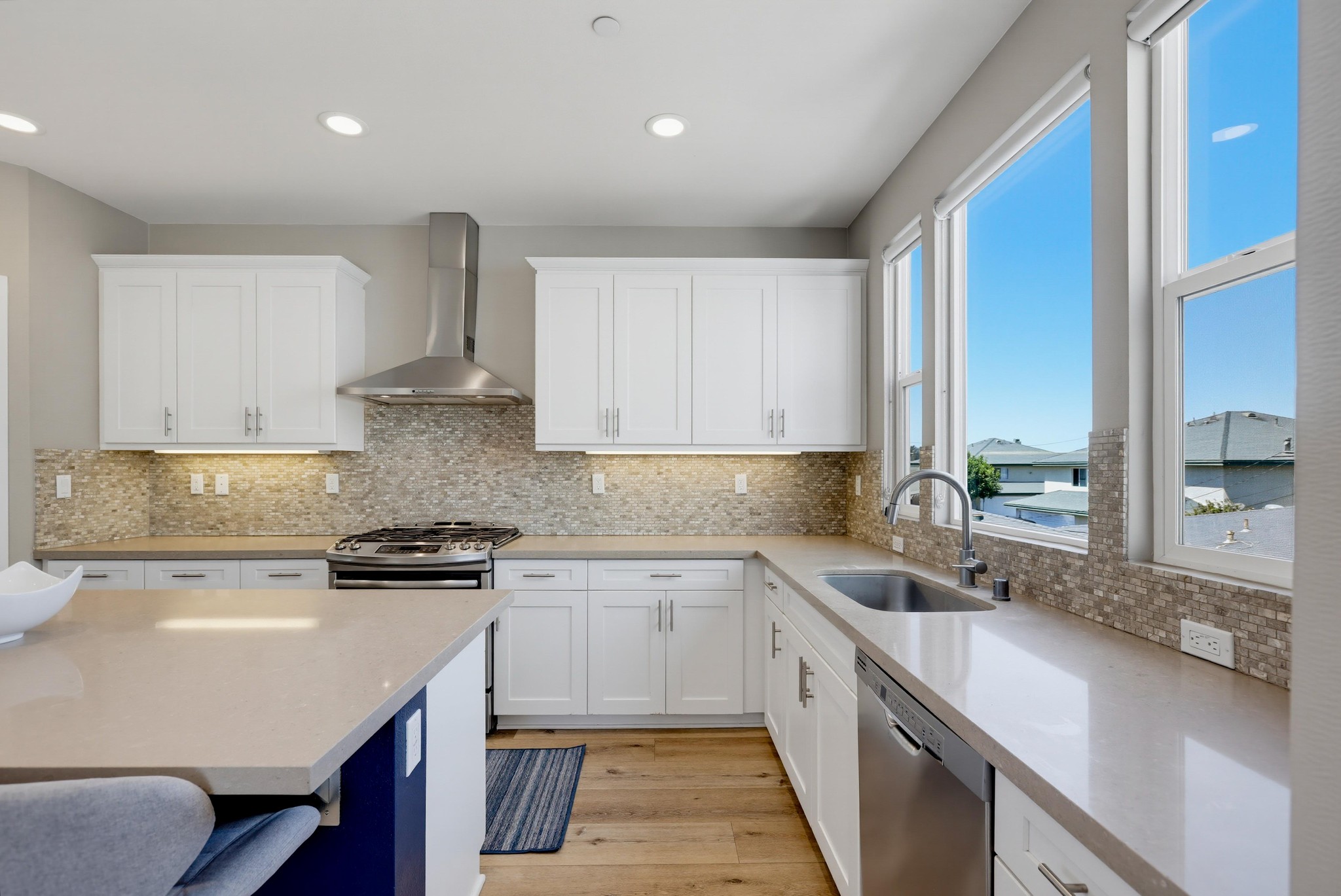 Virtual tour photo 32 of 82 for 2125 Evans Wy
