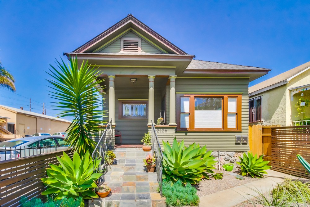 Virtual tour photo 4 of 29 for 2126 National Ave