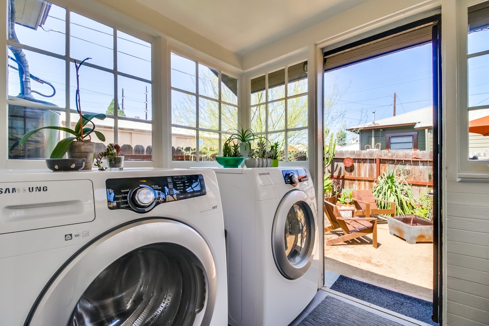 Virtual tour photo 18 of 29 for 2126 National Ave