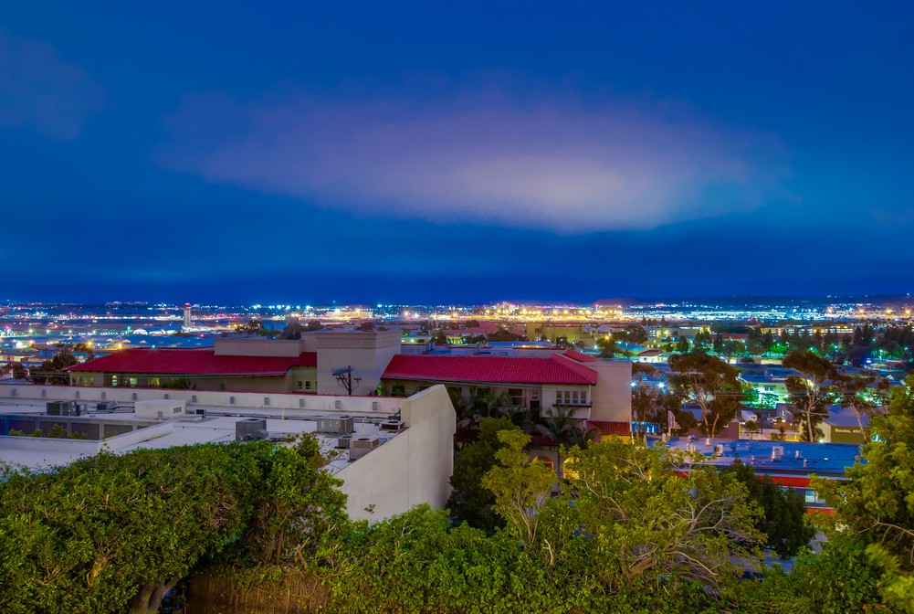 Virtual tour photo 13 of 64 for 2127 W California St