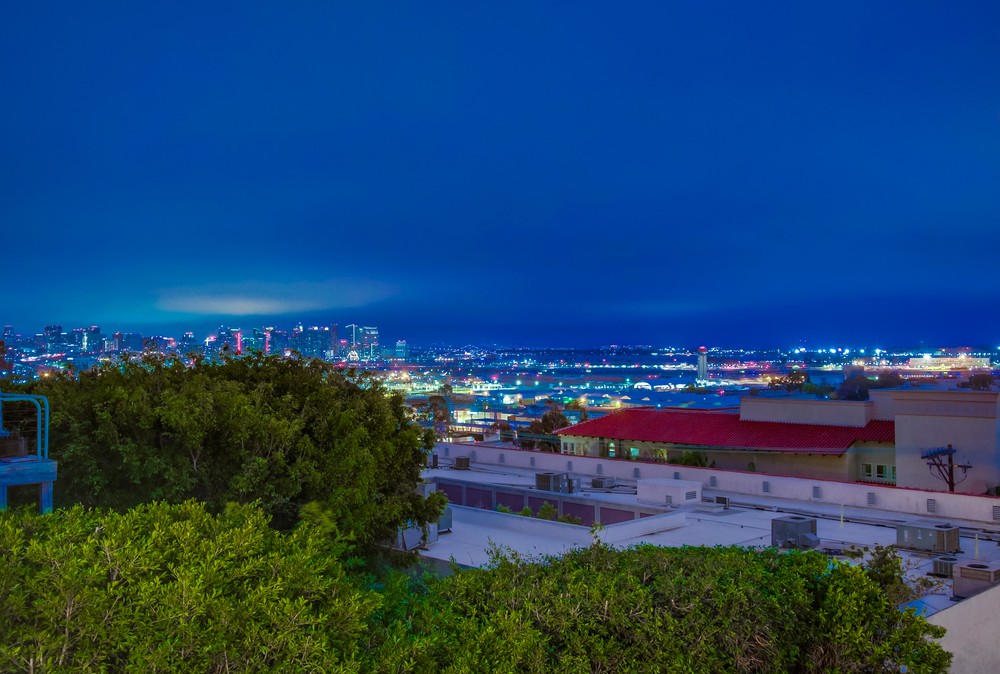 Virtual tour photo 14 of 64 for 2127 W California St