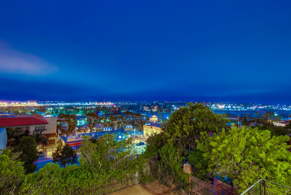 Virtual tour photo 15 of 64 for 2127 W California St
