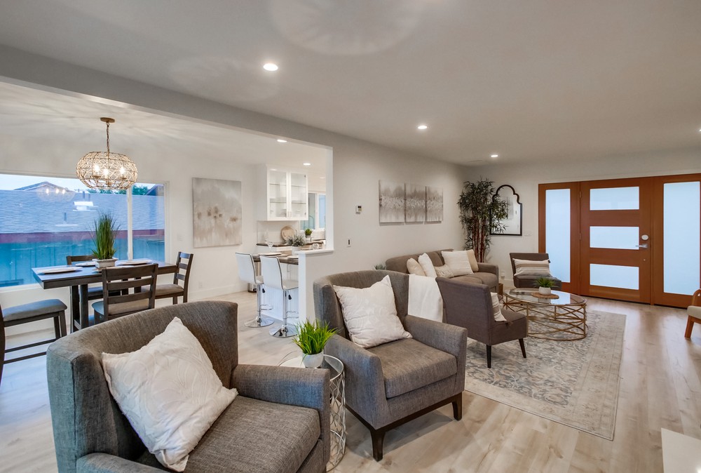 Virtual tour photo 22 of 64 for 2127 W California St