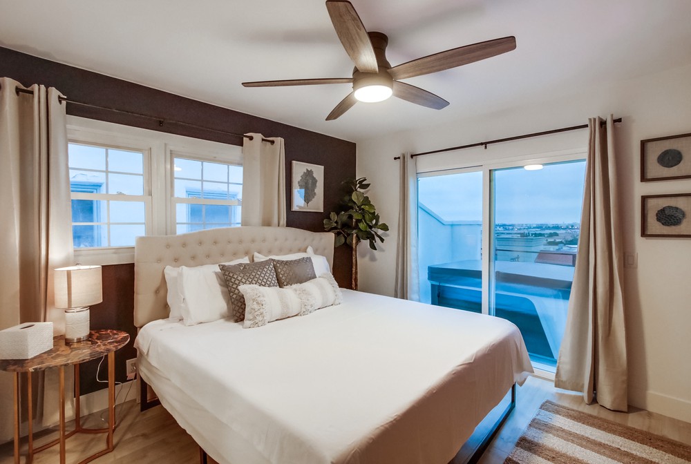 Virtual tour photo 32 of 64 for 2127 W California St