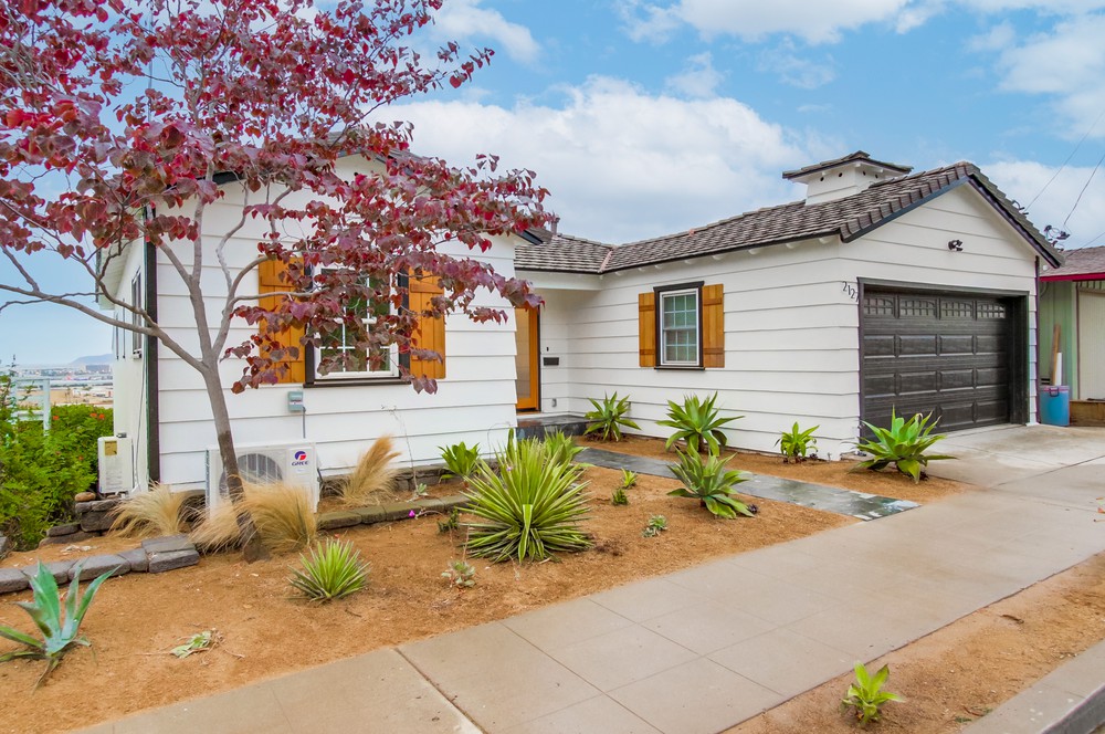 Virtual tour photo 48 of 64 for 2127 W California St