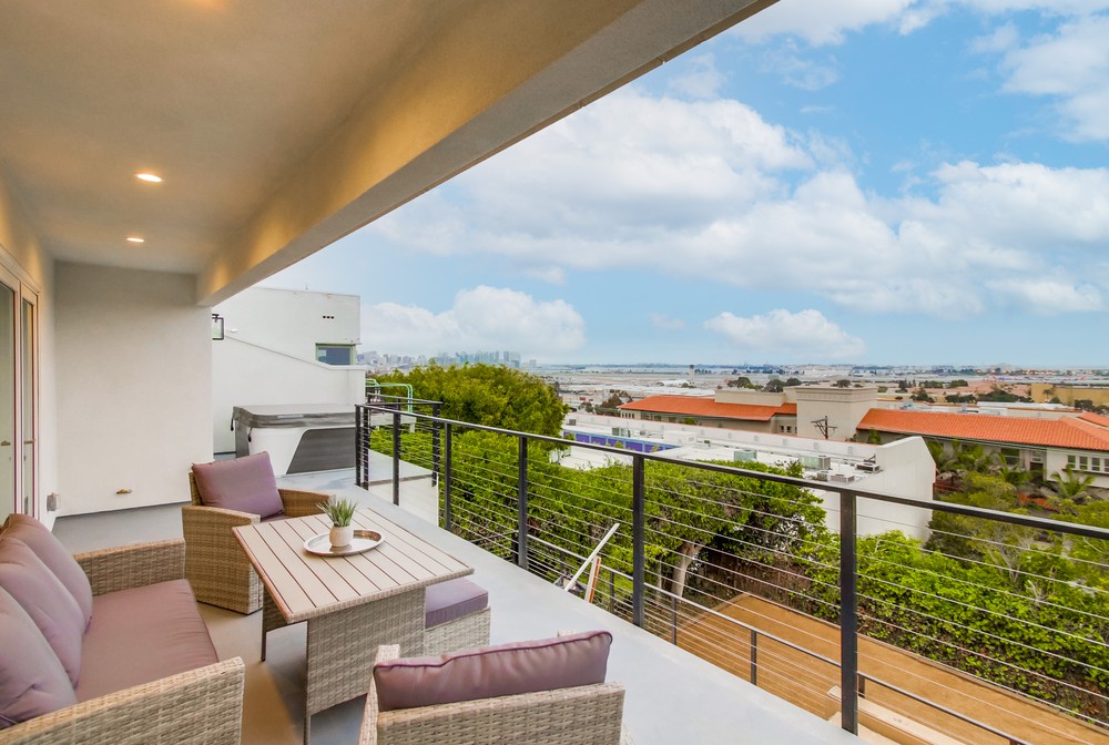 Virtual tour photo 53 of 64 for 2127 W California St