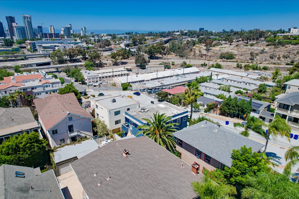 Virtual tour photo 29 of 31 for 2129 B St
