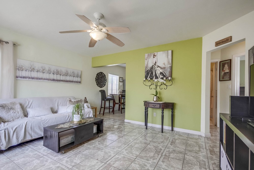 Virtual tour photo 7 of 32 for 213 S 33rd St
