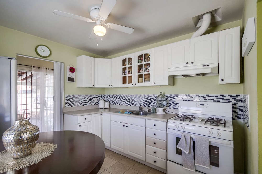 Virtual tour photo 12 of 32 for 213 S 33rd St