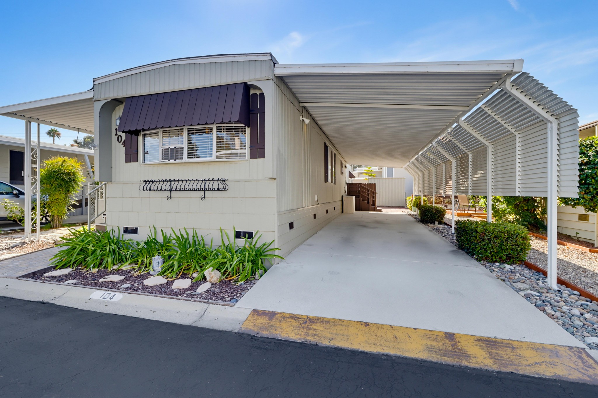 Virtual tour photo 4 of 39 for 2130 Sunset Dr