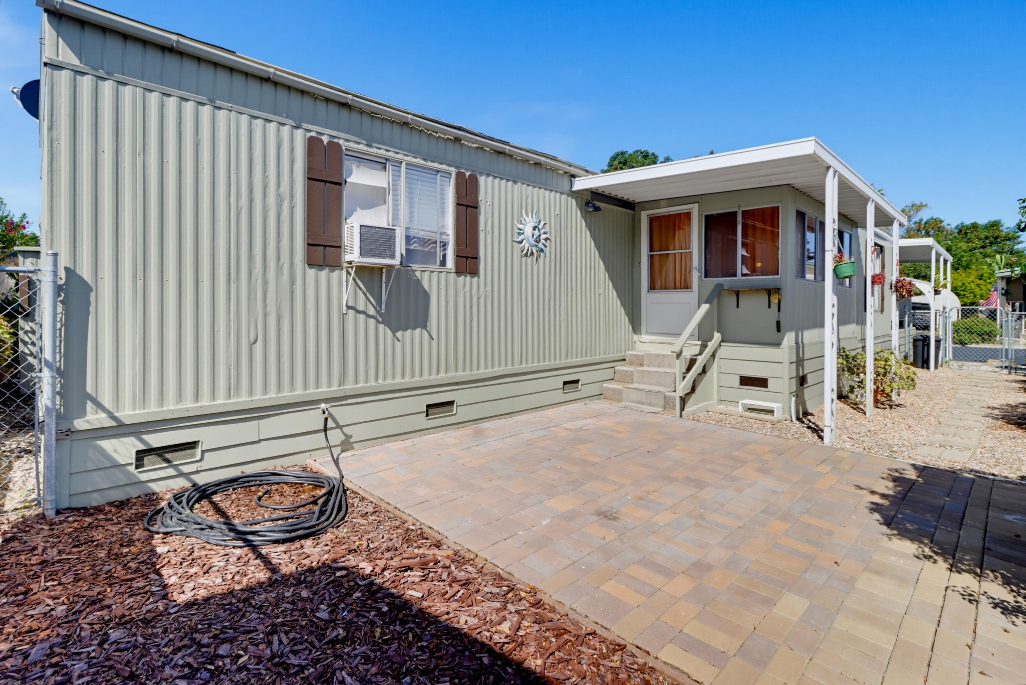 Virtual tour photo 29 of 39 for 2130 Sunset Dr