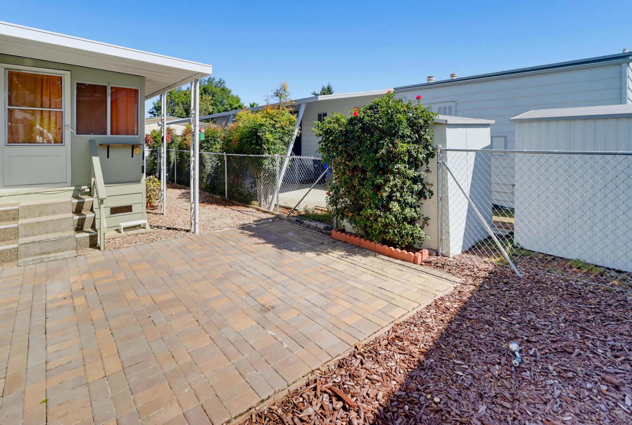 Virtual tour photo 31 of 39 for 2130 Sunset Dr
