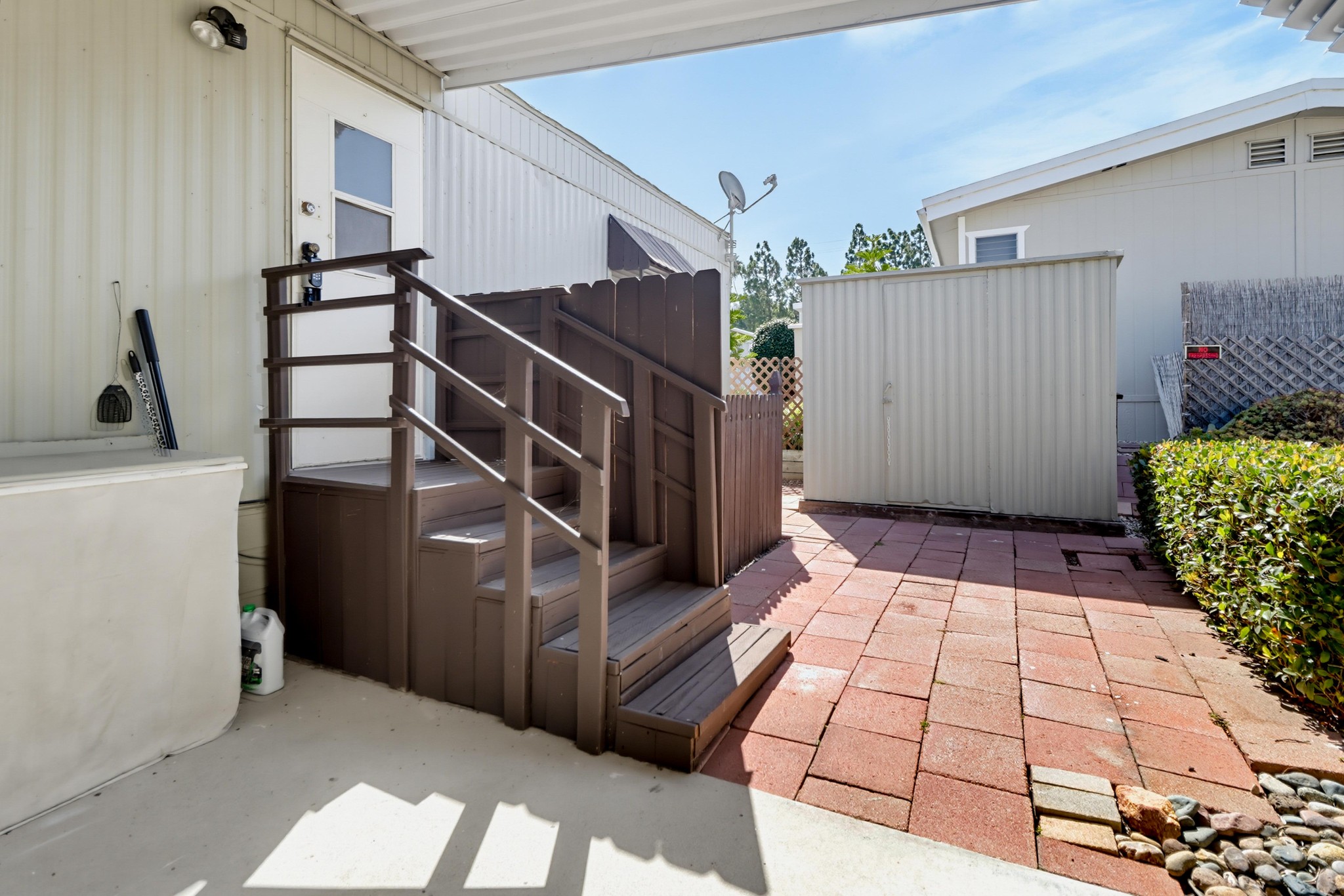 Virtual tour photo 35 of 39 for 2130 Sunset Dr