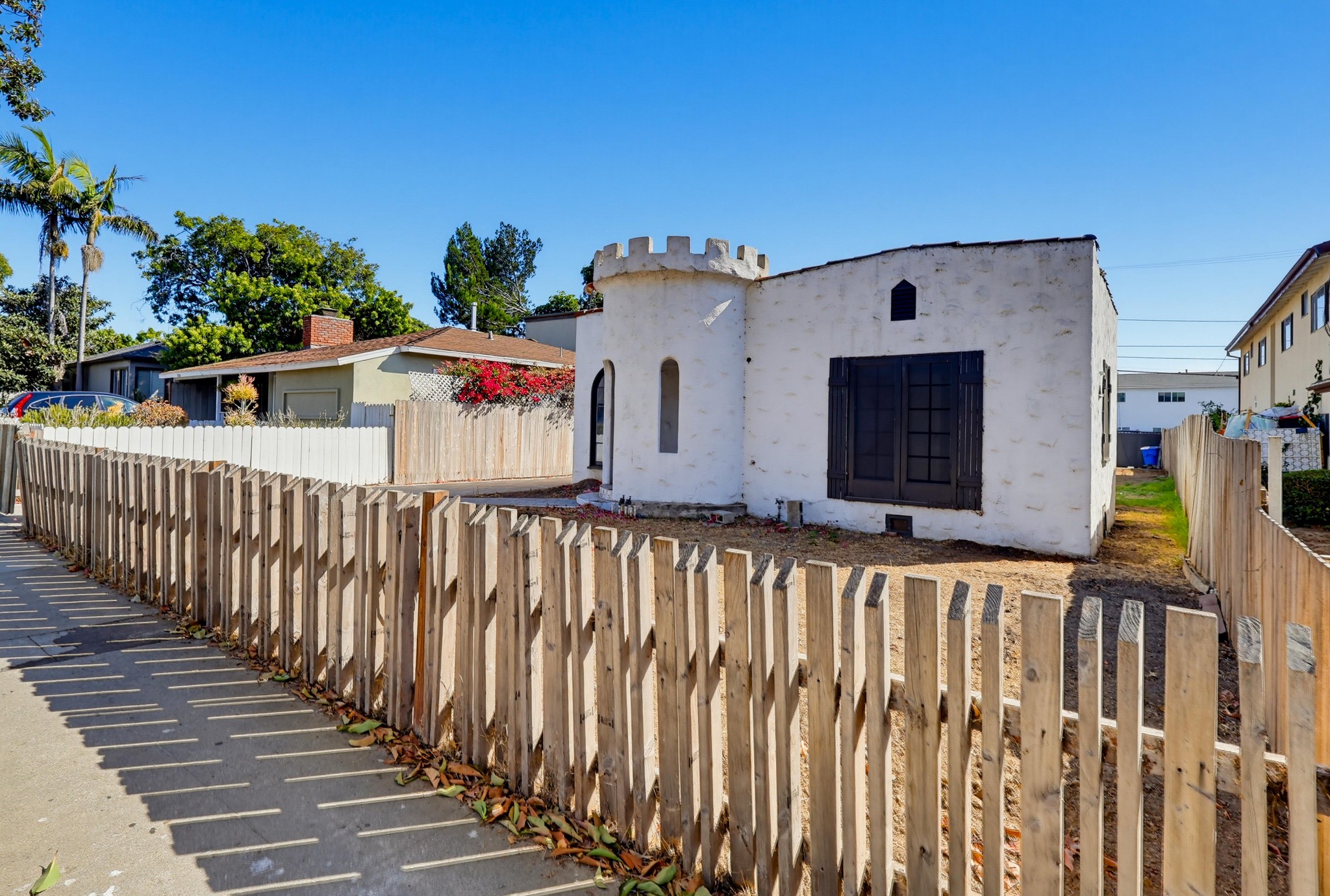 Virtual tour photo 4 of 31 for 2134 Stewart St