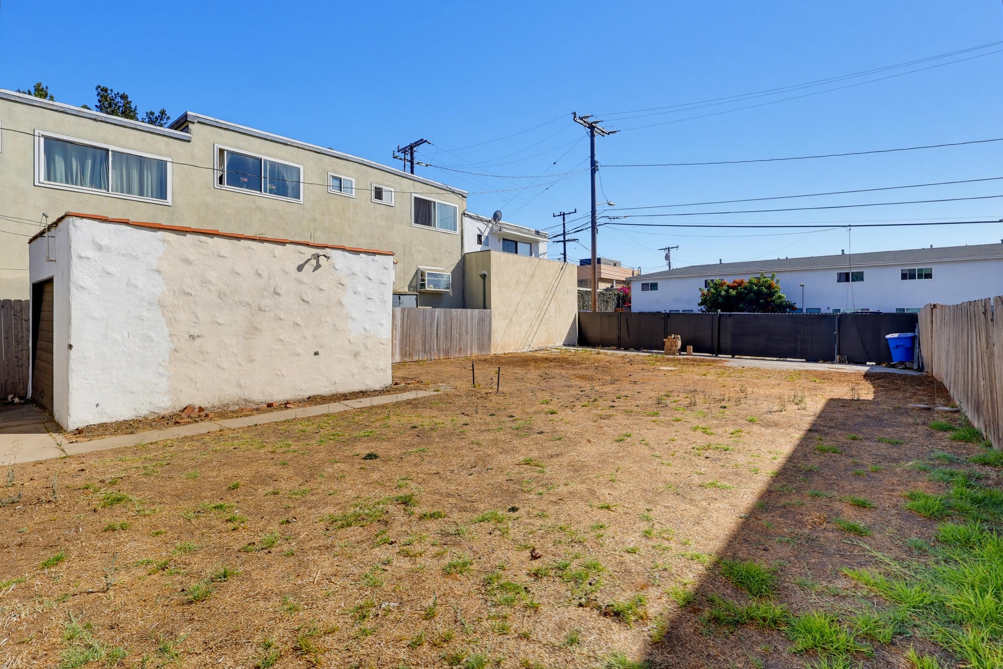Virtual tour photo 18 of 31 for 2134 Stewart St